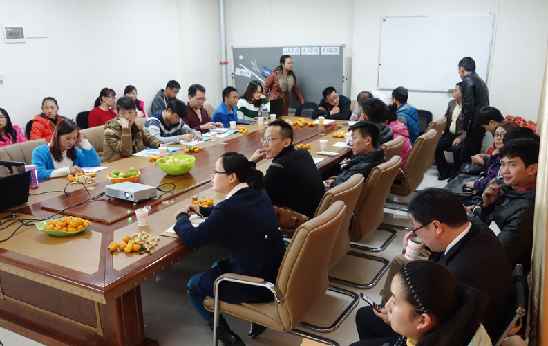 目前天度客戶沙龍已順利舉行4期，我們將一直秉承全公益、凈干貨、不推銷產(chǎn)品的理念，助力天度新老客戶開展網(wǎng)絡(luò)營銷和移動互聯(lián)網(wǎng)營銷。